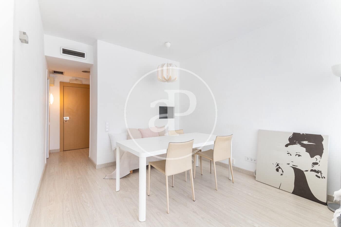 1 quarto Apartamento para arrendar em Barcelona cidade com piscina - 1 845 € (Ref: 9149606)