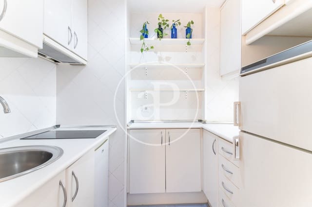1 quarto Apartamento para arrendar em Pedralbes, Barcelona cidade com piscina - 1 845 € (Ref: 9149606)