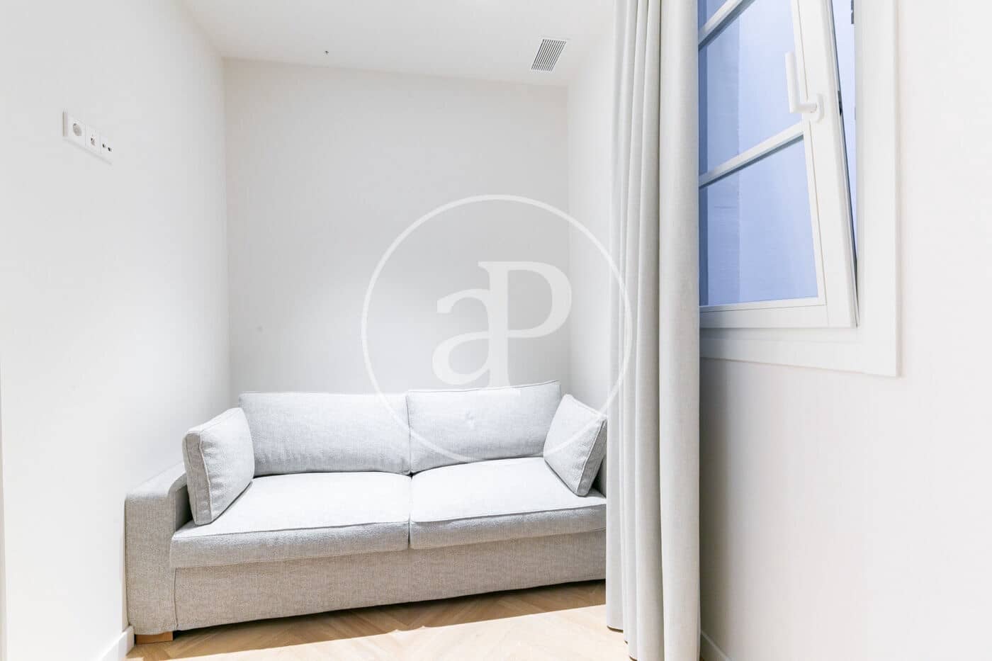 2 bedroom Apartment for rent in Barcelona city - € 2,850 (Ref: 9149607)
