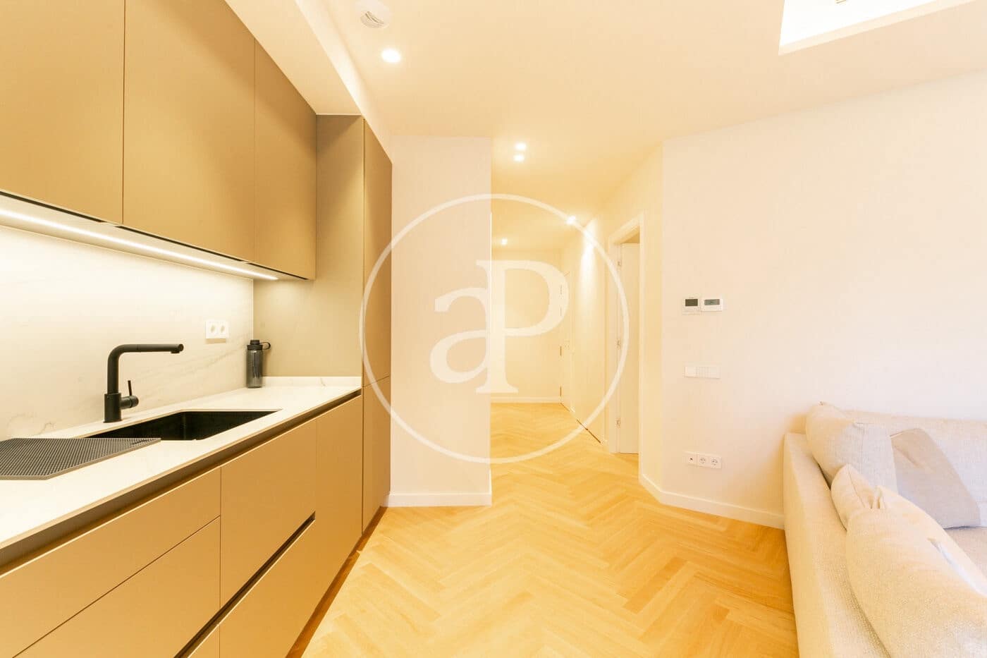 2 bedroom Apartment for rent in Barcelona city - € 2,850 (Ref: 9149607)