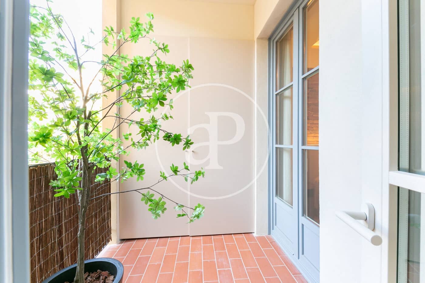 2 bedroom Apartment for rent in Barcelona city - € 2,850 (Ref: 9149607)