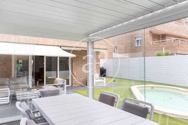 3 sypialnia Willa na sprzedaż w Sant Quirze del Vallès z basenem - 910 000 € (Ref: 9149610)