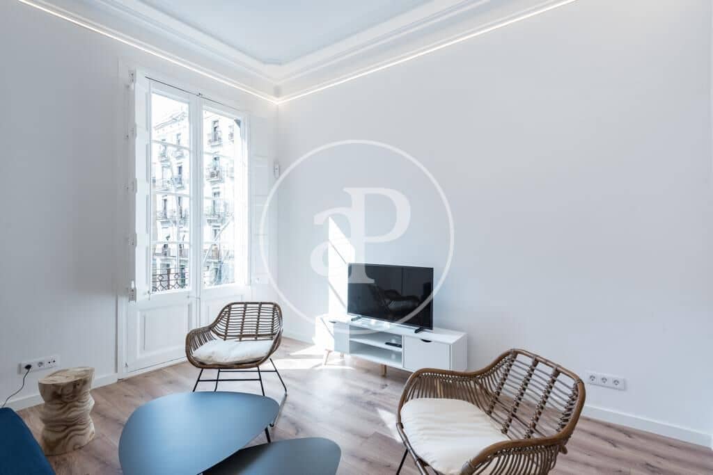 3 bedroom Apartment for rent in Barcelona city - € 2,400 (Ref: 9159691)