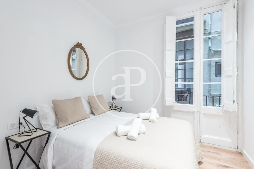 3 bedroom Apartment for rent in Barcelona city - € 2,400 (Ref: 9159691)