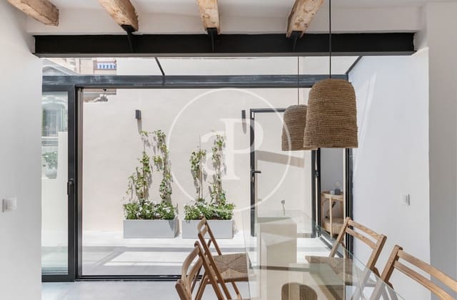 2 sovrum Takvåning att hyra i El Poble Sec, Barcelona stad - 1 950 € (Ref: 9159693)