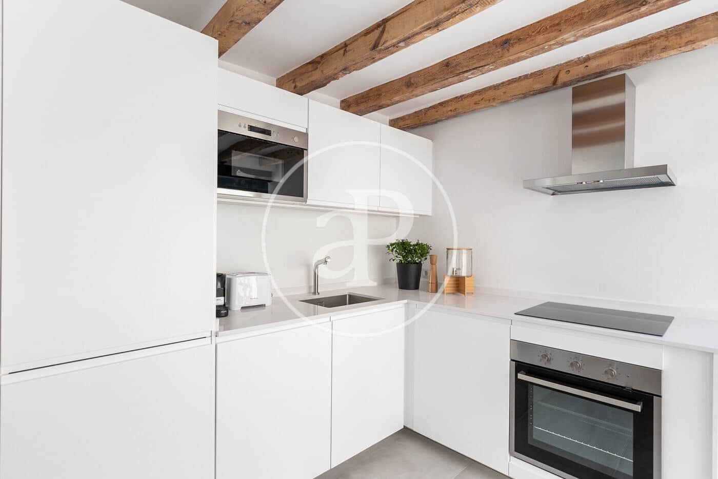2 sovrum Takvåning att hyra i Barcelona stad - 1 950 € (Ref: 9159693)