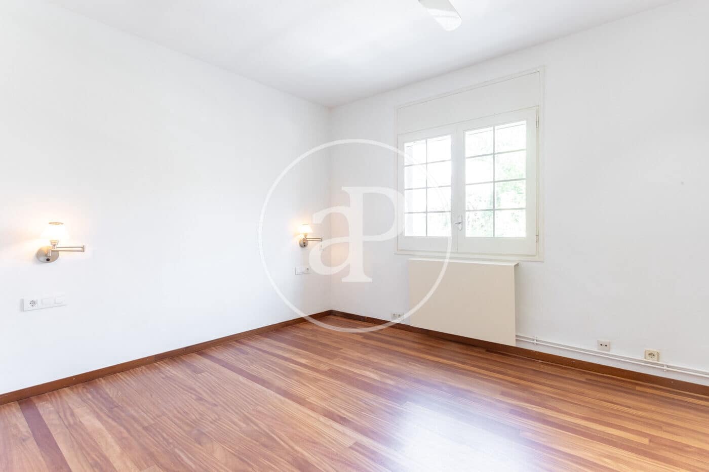 5 slaapkamer Villa te huur in Barcelona stad - € 7.500 (Ref: 9161244)