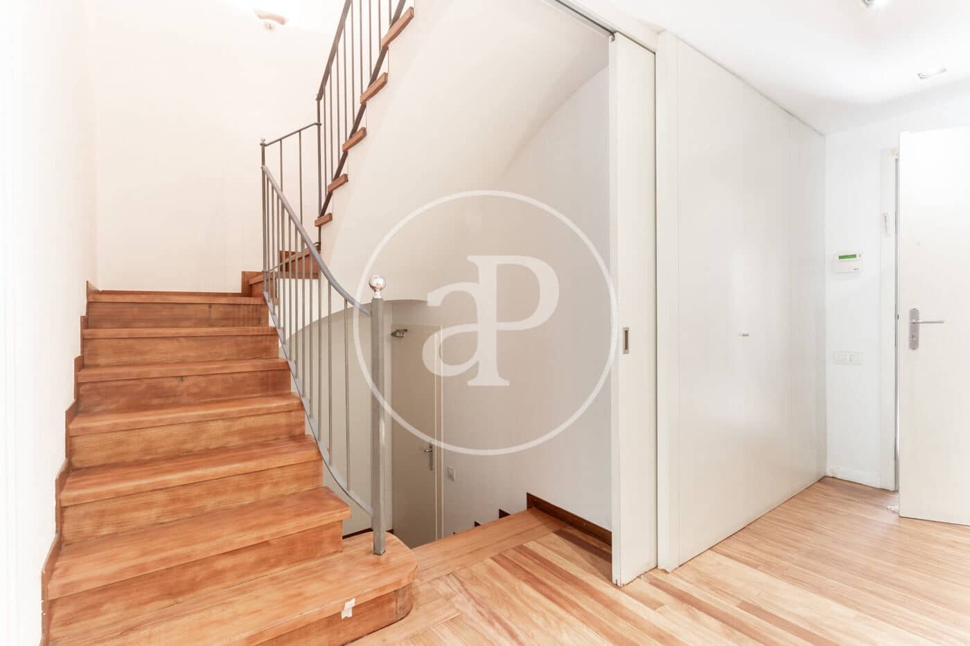 5 slaapkamer Villa te huur in Barcelona stad - € 7.500 (Ref: 9161244)