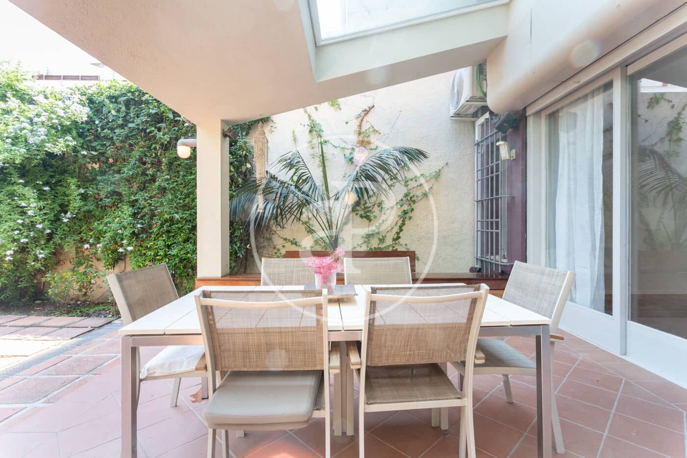 5 slaapkamer Villa te huur in Barcelona stad - € 7.500 (Ref: 9161244)