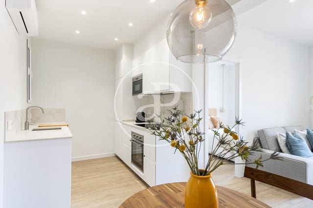 1 soveværelse Lejlighed til leje i El Camp de L'Arpa del Clot, Barcelona by - € 1.450 (Ref: 9162448)