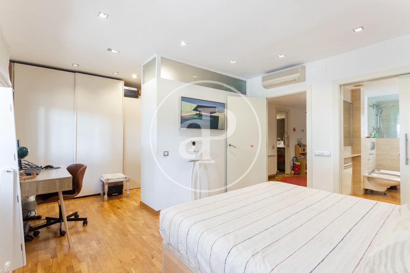 3 camera da letto Appartamento da affittare in Esplugues de Llobregat - 3.900 € (Rif: 9162451)