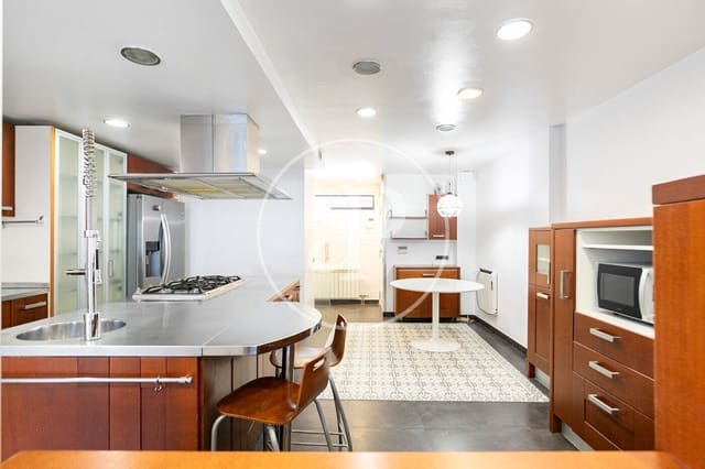 Appartement de 3 chambres à louer à Esplugues de Llobregat - 3 700 € (Ref: 9162451)