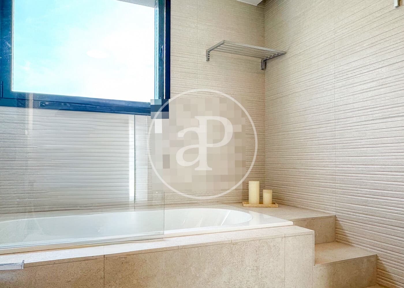 6 soveværelse Villa til salg i Montgat med swimmingpool - € 1.995.000 (Ref: 9164006)