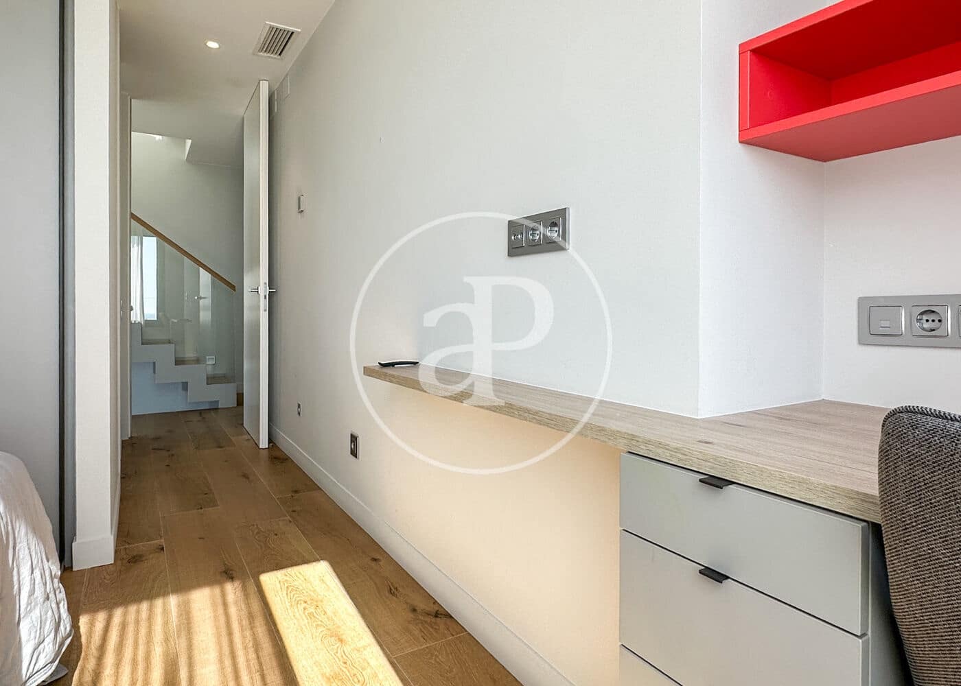 6 soveværelse Villa til salg i Montgat med swimmingpool - € 1.995.000 (Ref: 9164006)