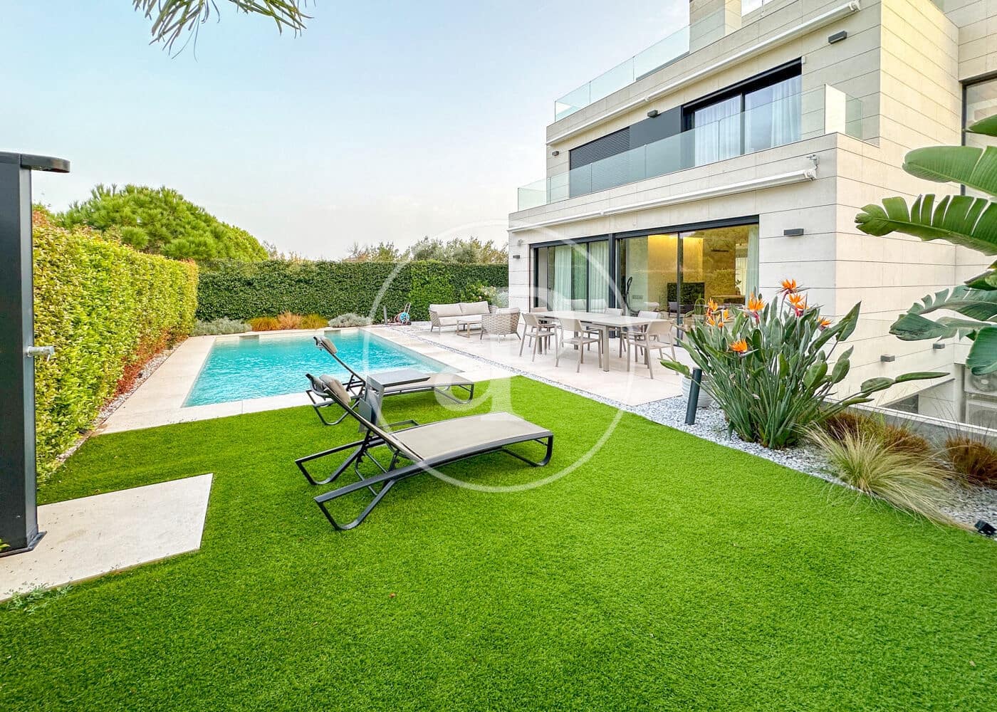 6 soveværelse Villa til salg i Montgat med swimmingpool - € 1.995.000 (Ref: 9164006)