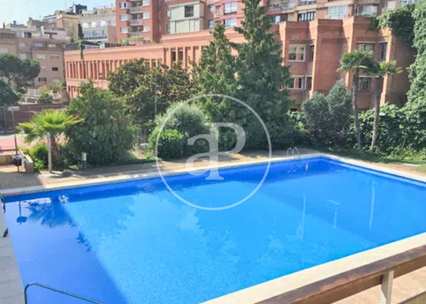 4 slaapkamer Appartement te huur in Barcelona stad met zwembad - € 2.532 (Ref: 9164008)