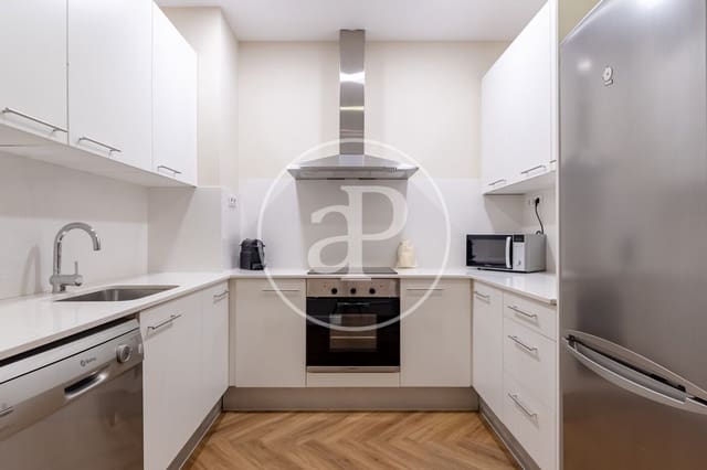 3 bedroom Apartment for sale in La Barceloneta, Barcelona city with pool - € 925,000 (Ref: 9165981)