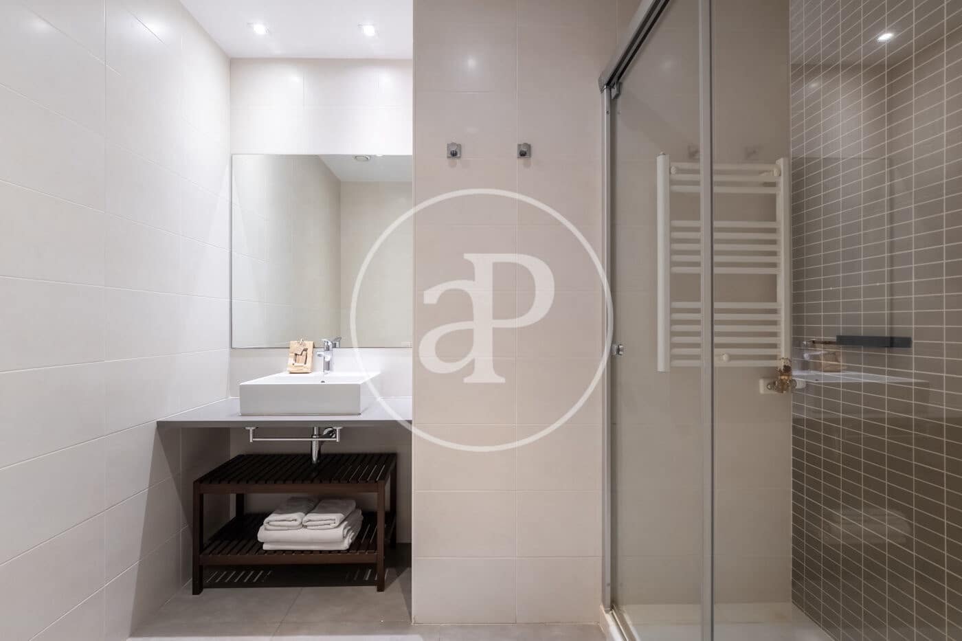 3 soveværelse Lejlighed til salg i Barcelona by med swimmingpool - € 925.000 (Ref: 9165981)