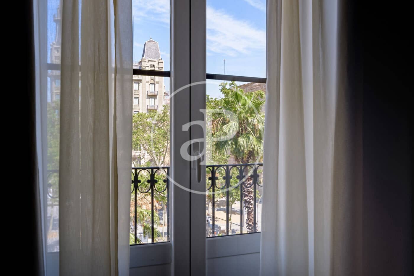 3 soveværelse Lejlighed til salg i Barcelona by med swimmingpool - € 925.000 (Ref: 9165981)