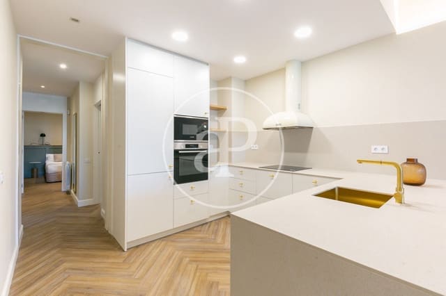 3 sypialnia Apartament na sprzedaż w La Barceloneta, Miasto Barcelona z basenem - 975 000 € (Ref: 9165981)