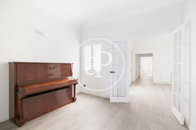 5 soveværelse Lejlighed til leje i Sant Gervasi - Galvany, Barcelona by - € 3.314 (Ref: 9165982)