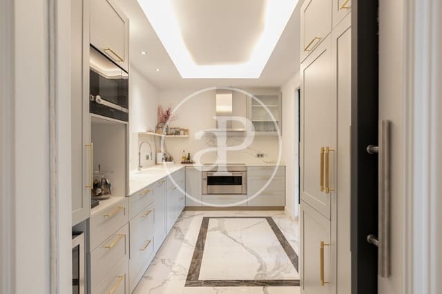 3 soveværelse Lejlighed til salg i L'Antiga Esquerra de L'Eixample, Barcelona by - € 2.100.000 (Ref: 9165985)