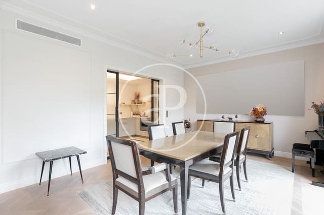 3 soveværelse Lejlighed til salg i L'Antiga Esquerra de L'Eixample, Barcelona by - € 2.100.000 (Ref: 9165985)