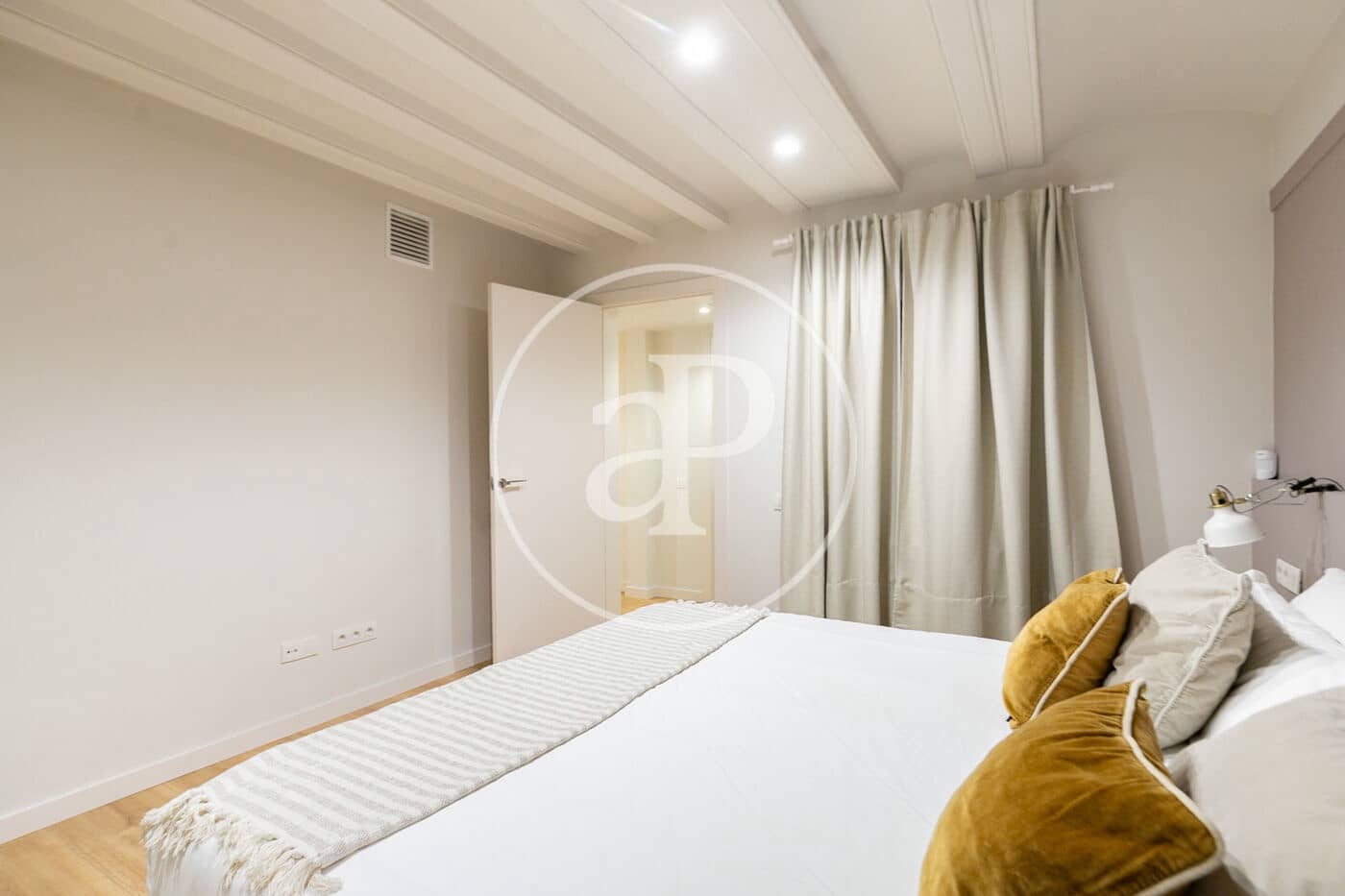 1 makuuhuone Huoneisto myytävänä paikassa Barcelona kaupunki mukana uima-altaan - 450 000 € (Ref: 9165989)