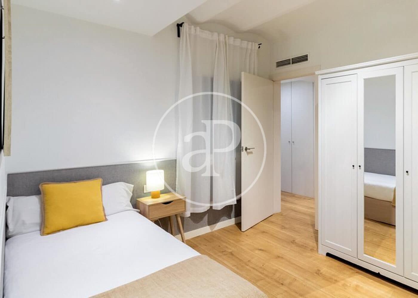 2 sypialnia Apartament na sprzedaż w Miasto Barcelona z basenem - 590 000 € (Ref: 9165990)