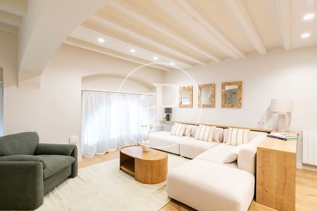 2 makuuhuone Huoneisto myytävänä paikassa La Barceloneta, Barcelona kaupunki mukana uima-altaan - 590 000 € (Ref: 9165990)