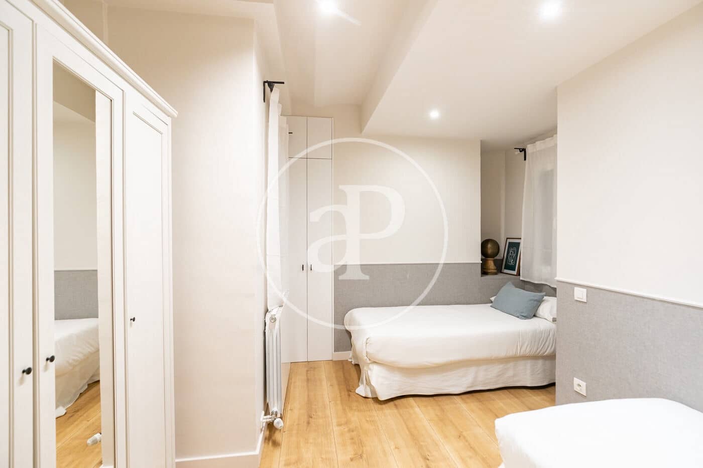 2 soveværelse Lejlighed til salg i Barcelona by med swimmingpool - € 590.000 (Ref: 9165990)