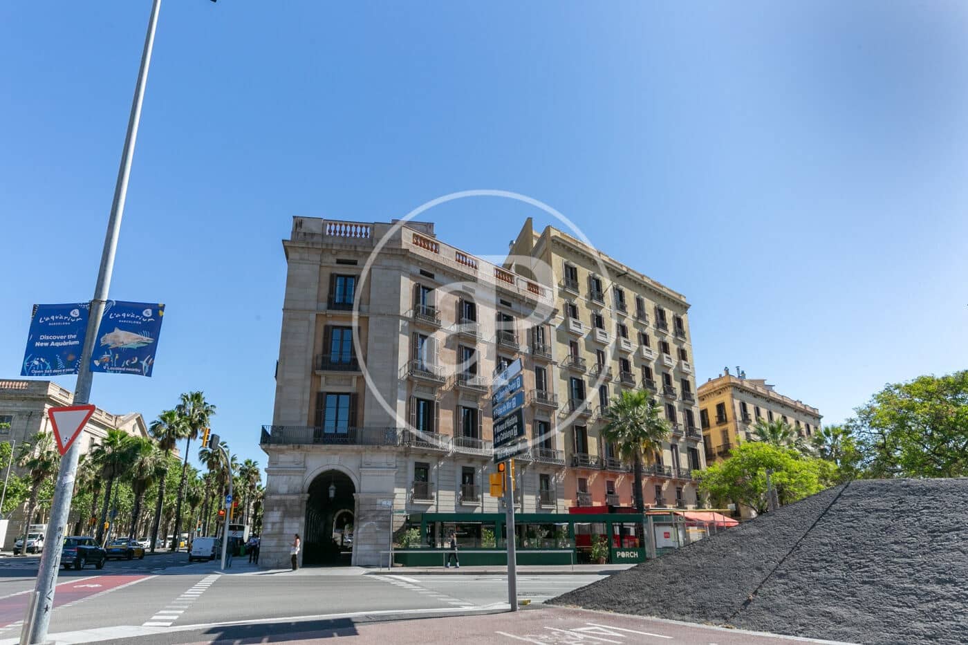 3 bedroom Apartment for sale in Barcelona city with pool - € 1,045,000 (Ref: 9165994)