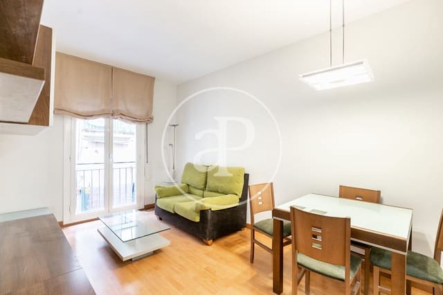 3 soveværelse Lejlighed til leje i El Raval, Barcelona by - € 1.350 (Ref: 9169729)