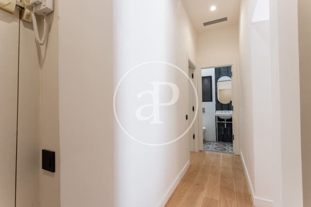 2 soveværelse Lejlighed til salg i Sant Pere, Santa Caterina i La Ribera, Barcelona by - € 570.000 (Ref: 9171755)