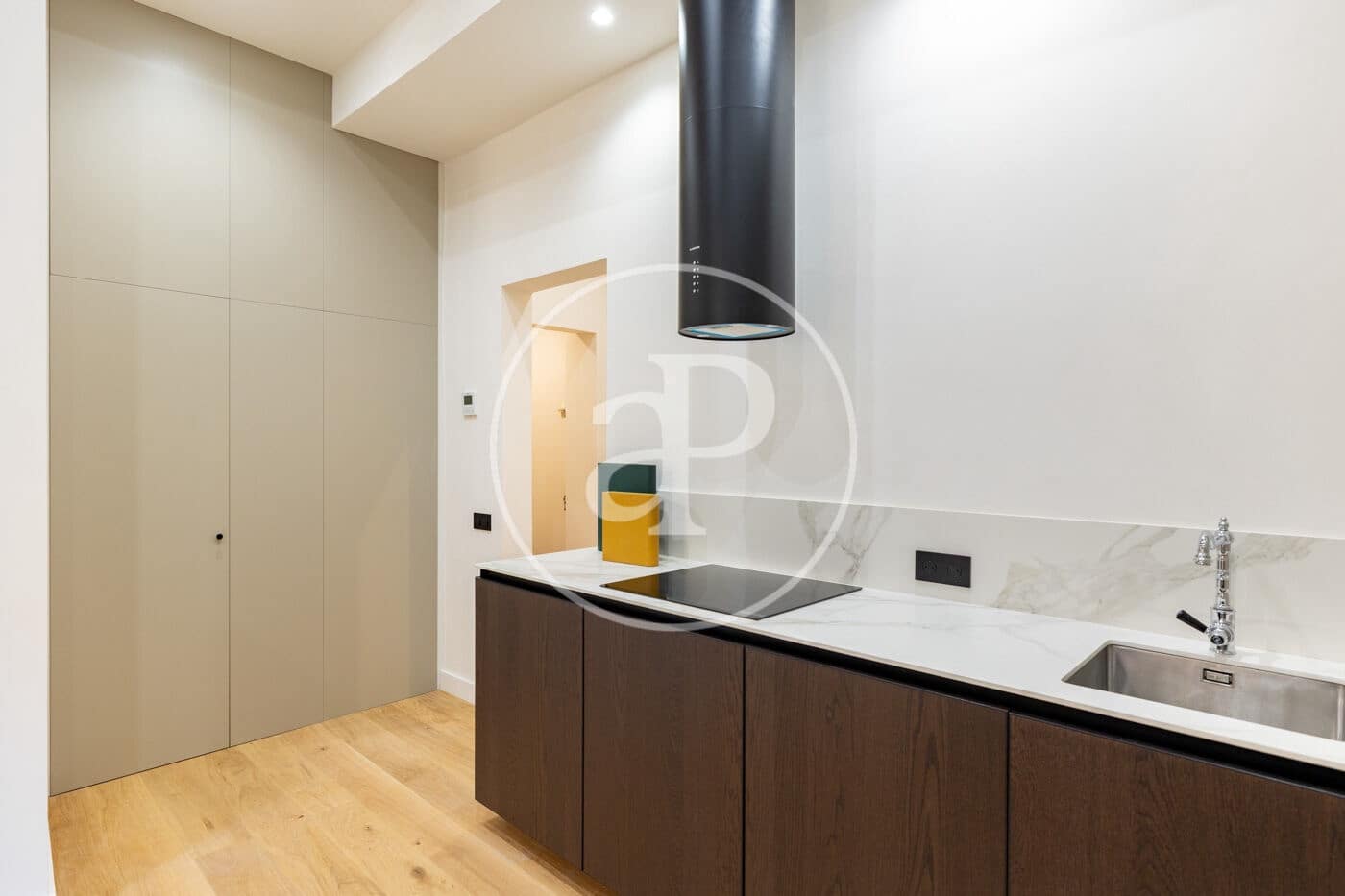 2 bedroom Apartment for sale in Barcelona city - € 570,000 (Ref: 9171755)