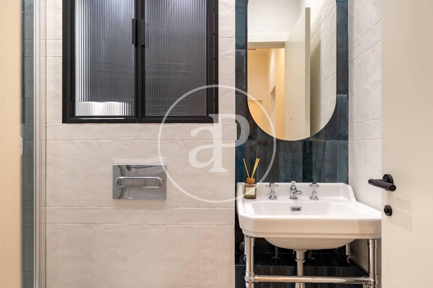 2 bedroom Apartment for sale in Barcelona city - € 570,000 (Ref: 9171755)
