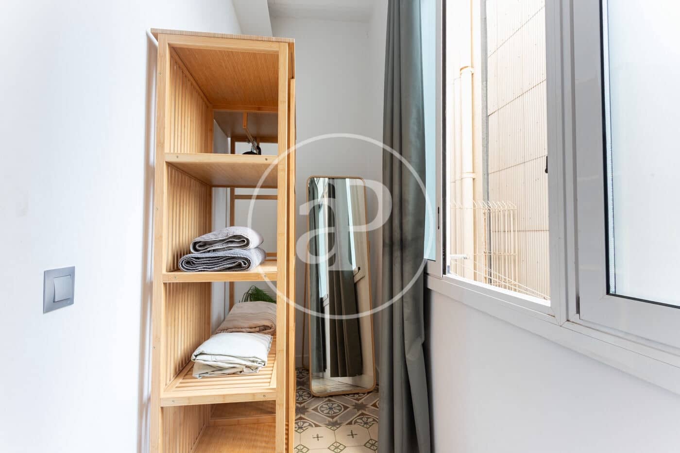 Appartement de 3 chambres à louer à Barcelone ville - 2 300 € (Ref: 9176612)