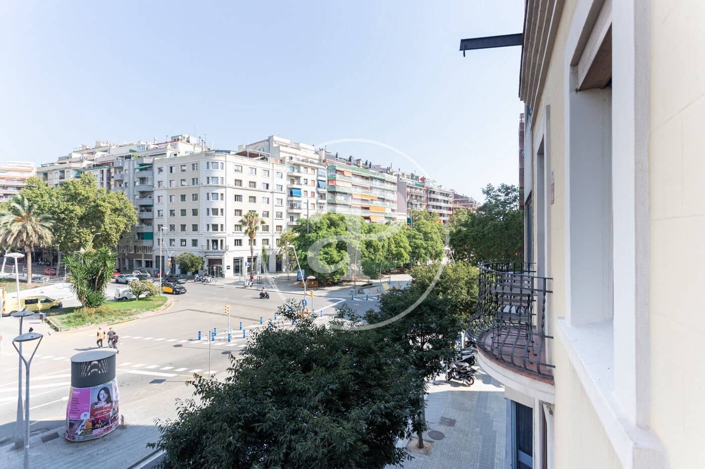 Appartement de 3 chambres à louer à Barcelone ville - 2 300 € (Ref: 9176612)