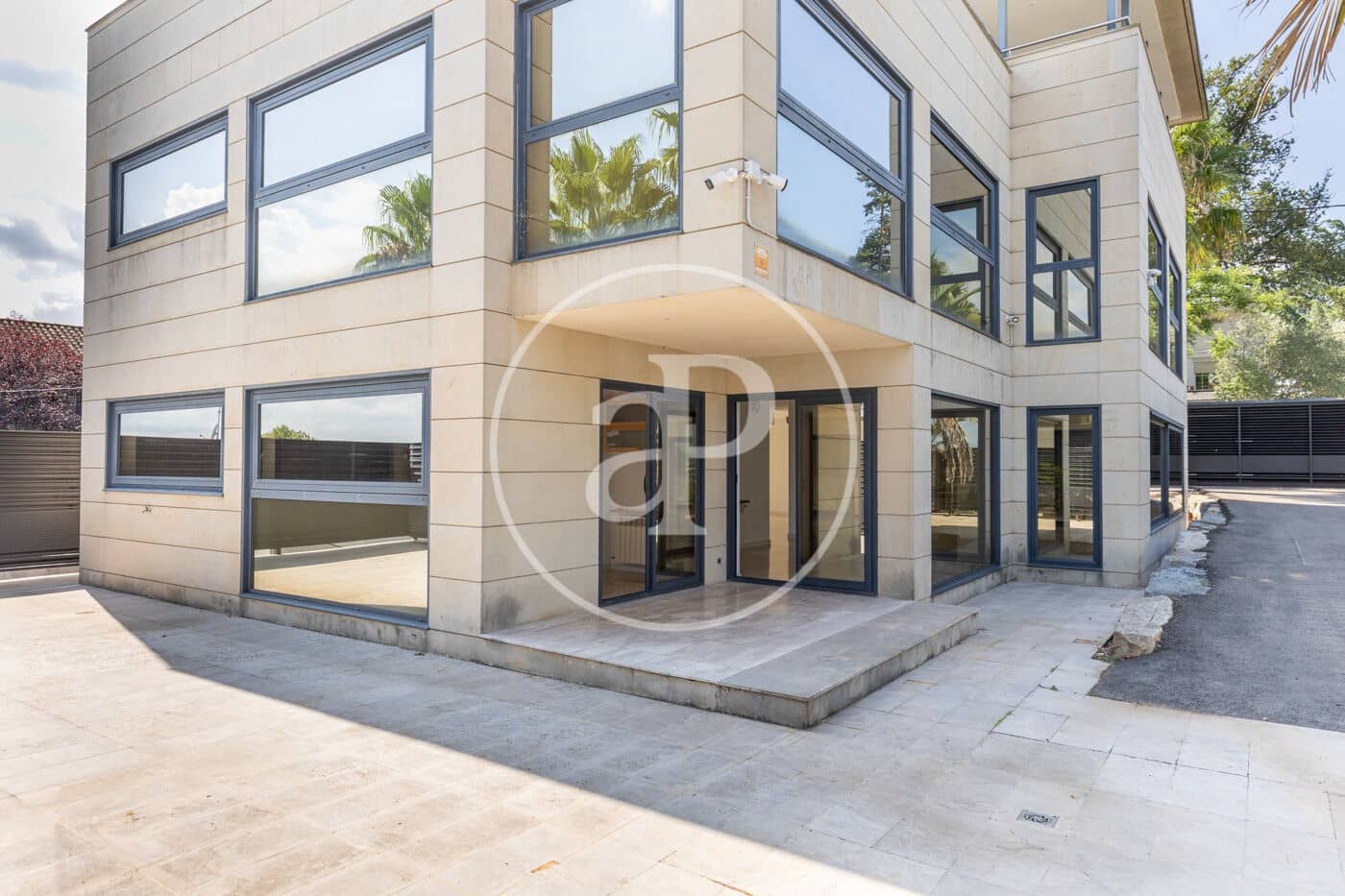 4 soveværelse Villa til salg i Valldoreix med swimmingpool - € 1.950.000 (Ref: 9181244)