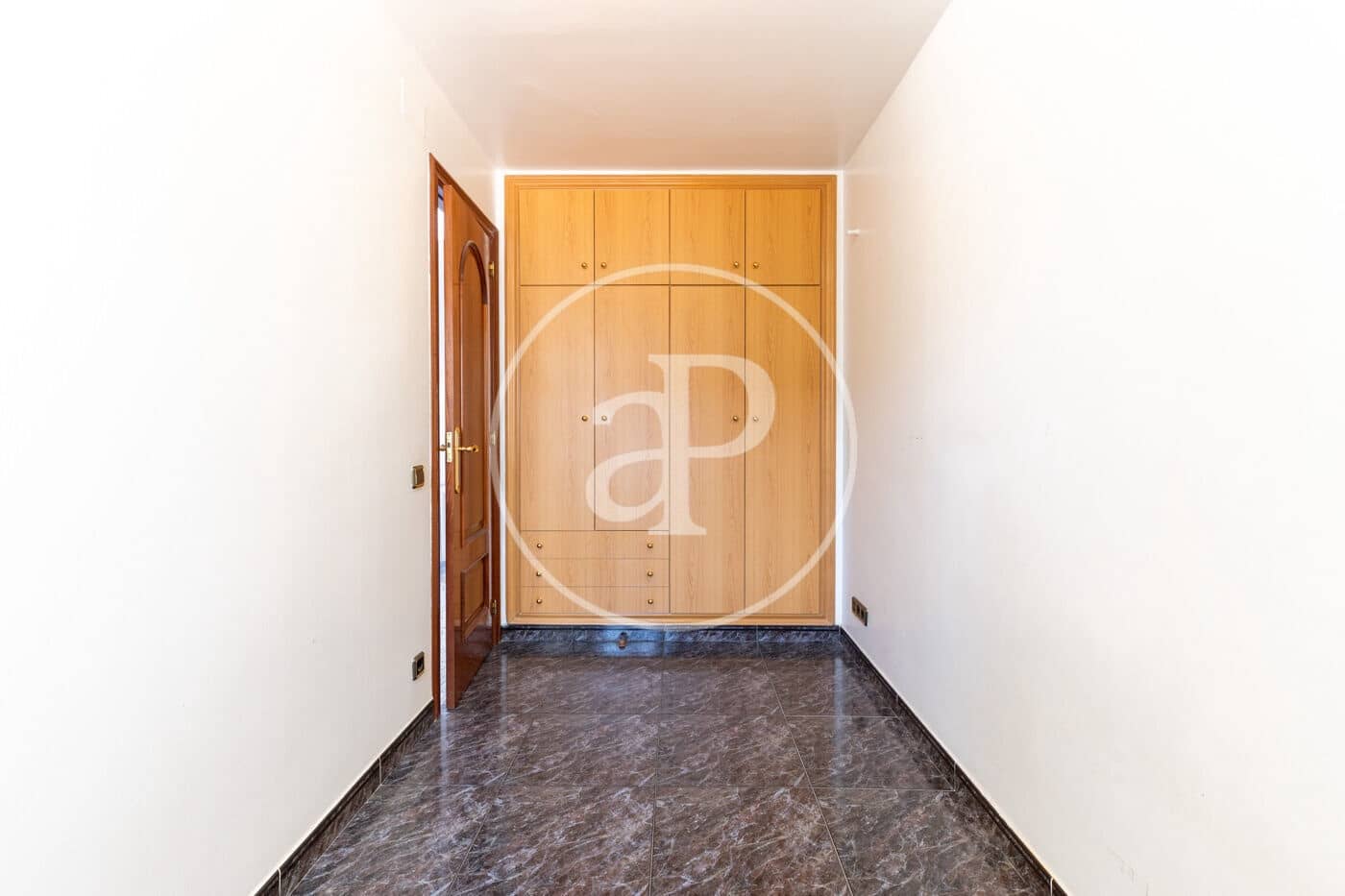 5 soverom Villa til salgs i Cerdanyola del Valles - € 550 000 (Ref: 9183875)