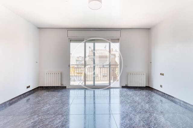 5 slaapkamer Villa te koop in Cerdanyola del Vallès - € 550.000 (Ref: 9183875)