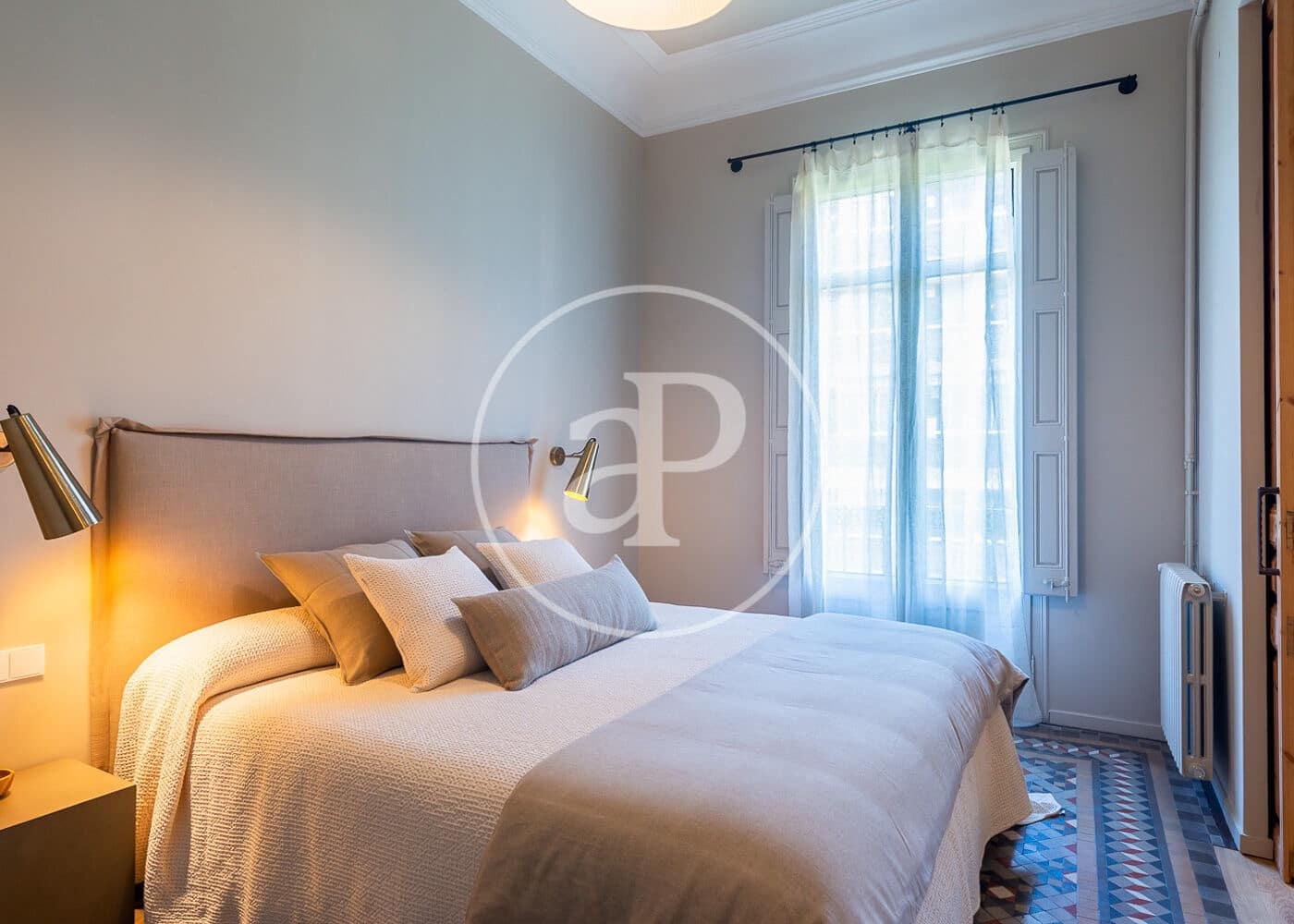 3 soveværelse Lejlighed til leje i Barcelona by - € 7.600 (Ref: 9187173)