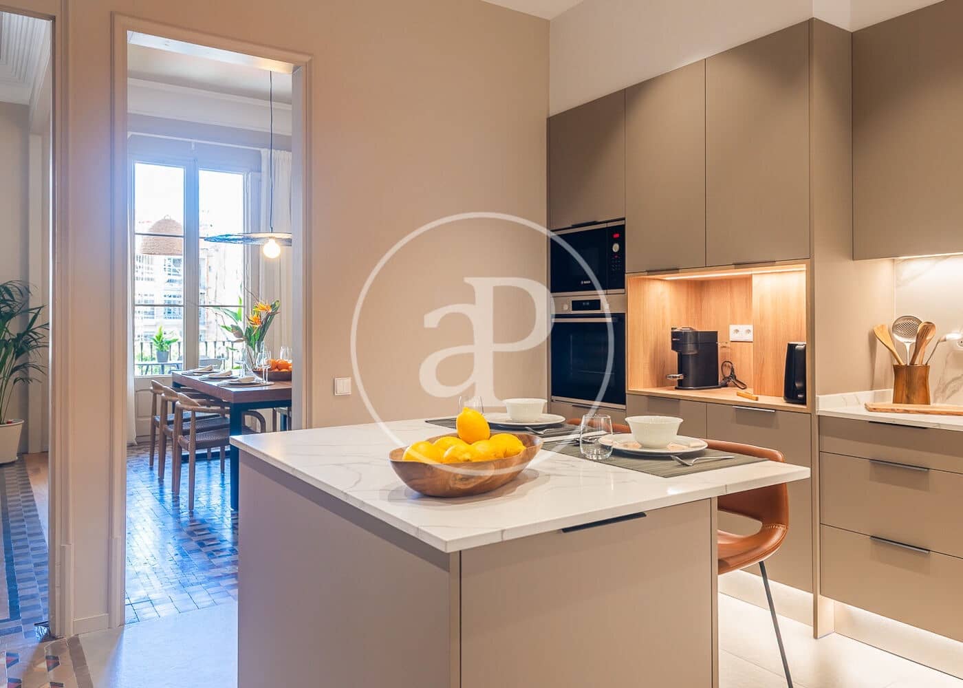 3 soveværelse Lejlighed til leje i Barcelona by - € 7.600 (Ref: 9187173)