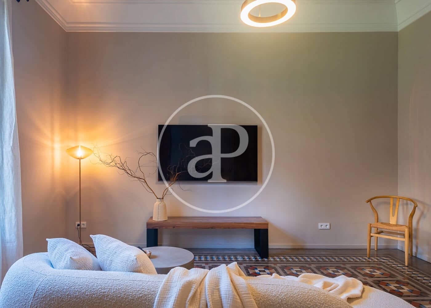 3 soveværelse Lejlighed til leje i Barcelona by - € 7.600 (Ref: 9187173)