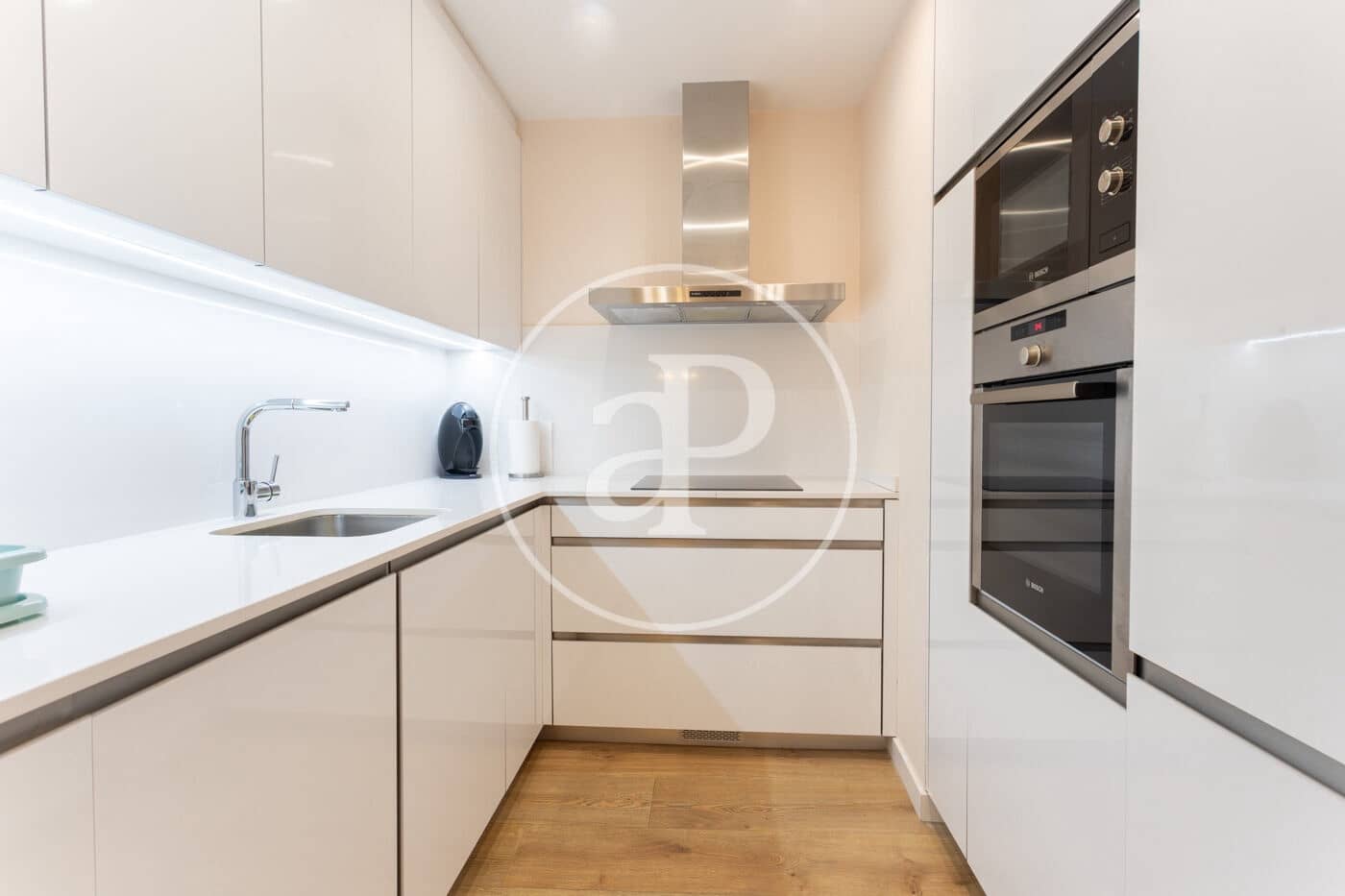 3 bedroom Apartment for rent in Barcelona city - € 2,900 (Ref: 9187174)