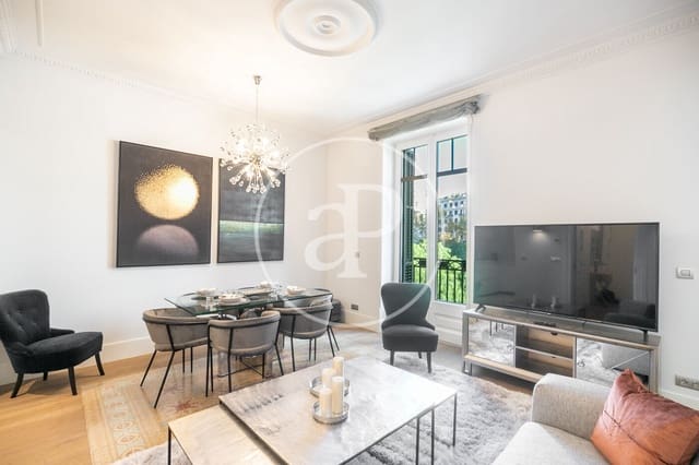 2 quarto Apartamento para arrendar em L'Antiga Esquerra de L'Eixample, Barcelona cidade - 2 600 € (Ref: 9191305)