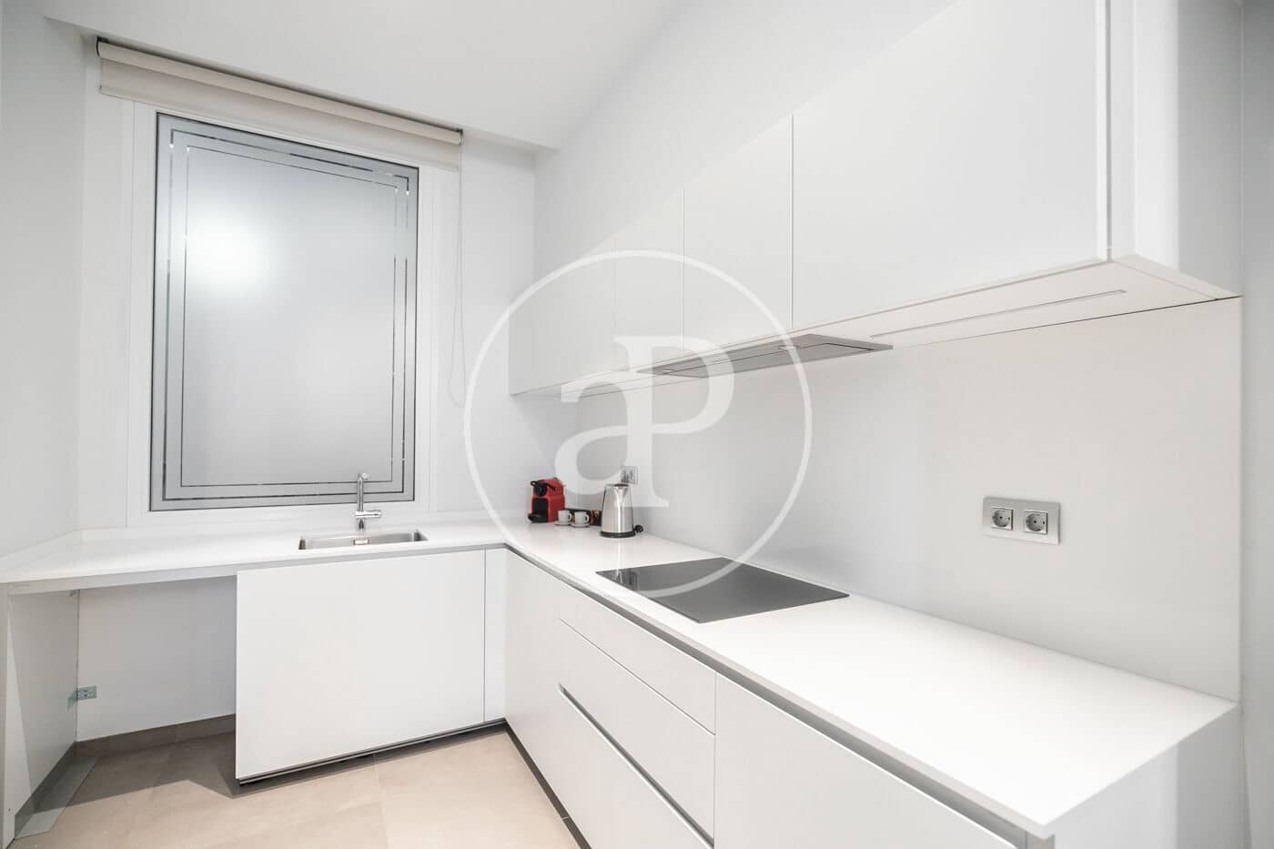2 soveværelse Lejlighed til leje i Barcelona by - € 2.600 (Ref: 9191305)