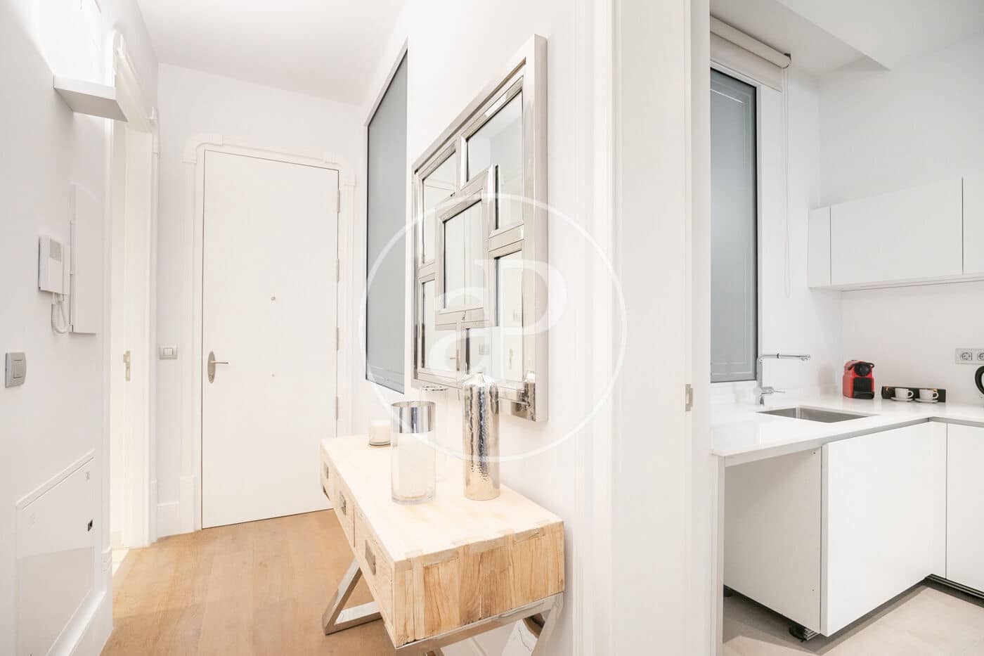2 soveværelse Lejlighed til leje i Barcelona by - € 2.600 (Ref: 9191305)