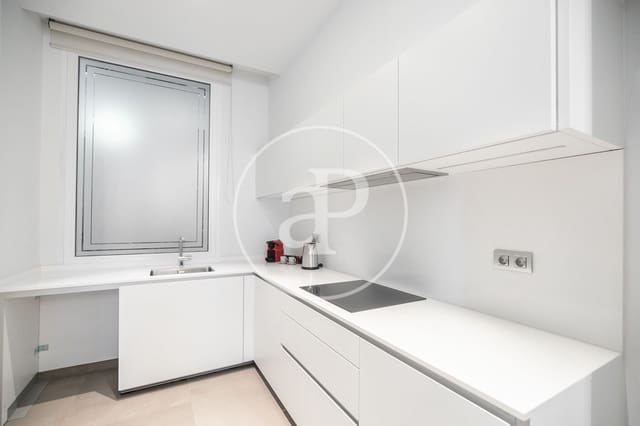 2 quarto Apartamento para arrendar em L'Antiga Esquerra de L'Eixample, Barcelona cidade - 2 600 € (Ref: 9191305)