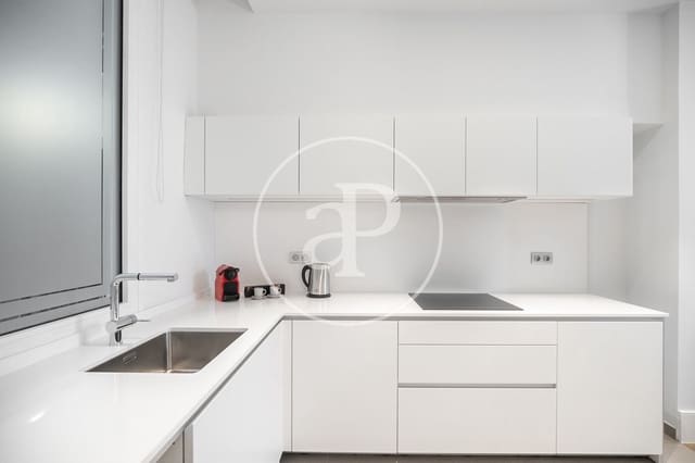 2 quarto Apartamento para arrendar em L'Antiga Esquerra de L'Eixample, Barcelona cidade - 2 600 € (Ref: 9191305)